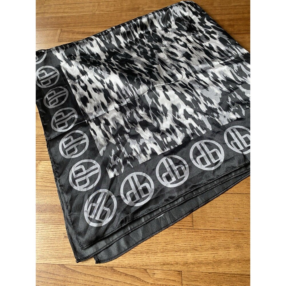 Vtg Sassy Abstract w/LOGO Print Scarf 37" x 37" Dennis Basso Black White Retro